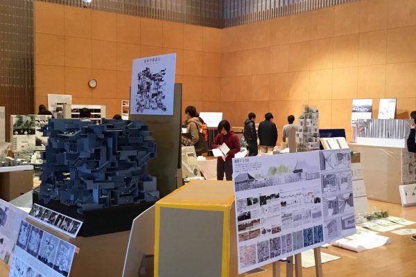 [写真]デザインレビュー2016が福岡大学にて開催されました。